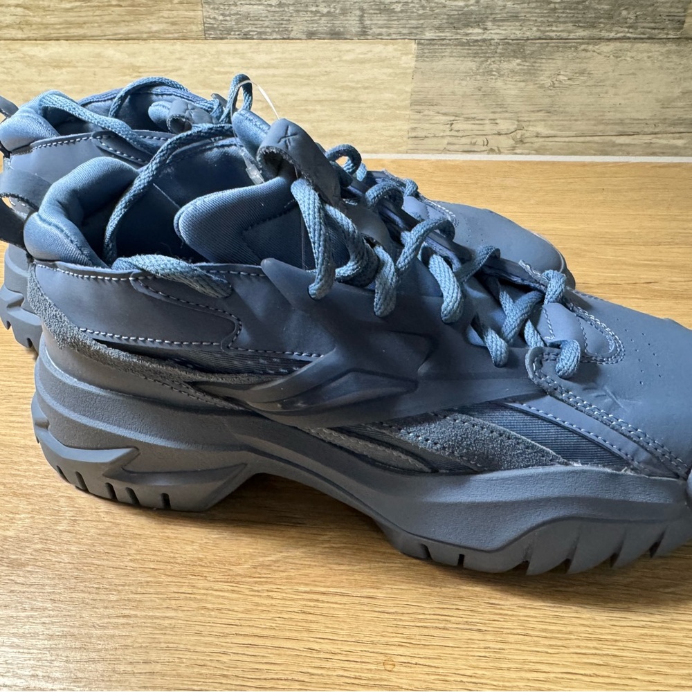 Reebok Athletic Shoes in Deep Blue